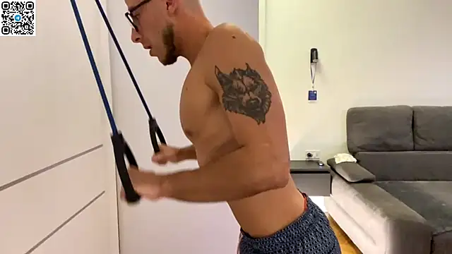 Snapshot of speed_god chatting on October 22, 9:29 pm speed god online show from October 22, 9:29 pm