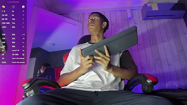 Erick wal online show from October 22, 8:34 pm