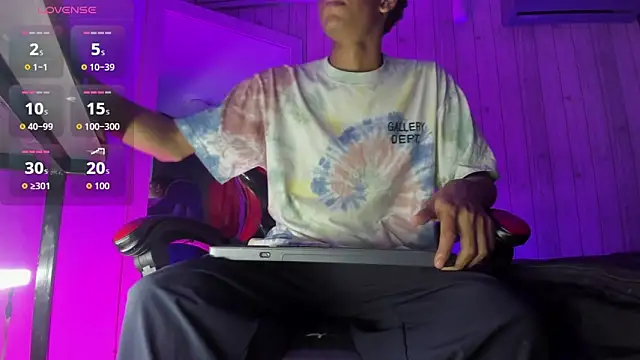 Erick wal online show from October 8, 8:46 pm