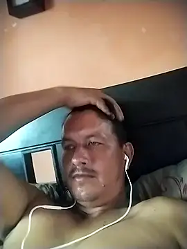 Snapshot of colombiano198720 chatting on September 19, 7:35 pm colombiano198720 online show from September 19, 7:35 pm