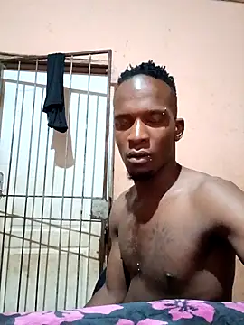 RAWFREAKYVERSE online show from April 3, 7:21 pm