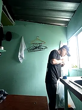 Loquendo2201 online show from March 18, 12:41 pm