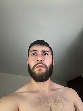 Snapshot of Diicaprio69 chatting on October 21, 12:47 am Diicaprio69 online show from October 21, 12:47 am