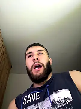 Snapshot of Diicaprio69 chatting on October 18, 12:15 am Diicaprio69 online show from October 18, 12:15 am