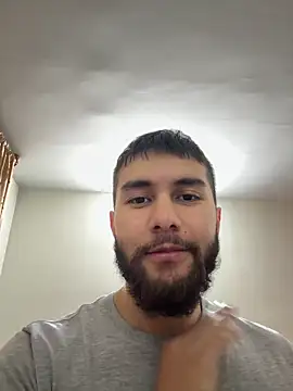 Snapshot of Diicaprio69 chatting on October 23, 1:42 am Diicaprio69 online show from October 23, 1:42 am