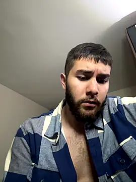 Snapshot of Diicaprio69 chatting on October 16, 12:07 am Diicaprio69 online show from October 16, 12:07 am