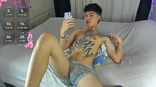 Dark luckyyy online show from February 11, 11:21 pm