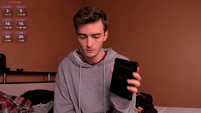 Snapshot of spider____man chatting on September 30, 4:43 pm spider man online show from September 30, 4:43 pm