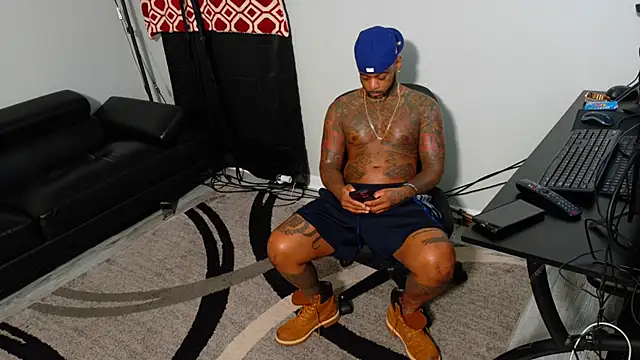 SLANGONDEMHOES online show from November 9, 6:23 pm