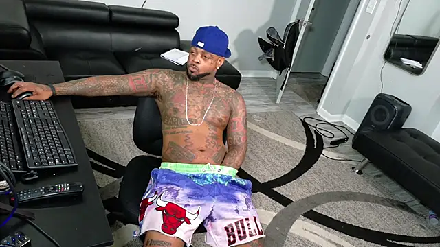 SLANGONDEMHOES online show from April 26, 4:59 pm