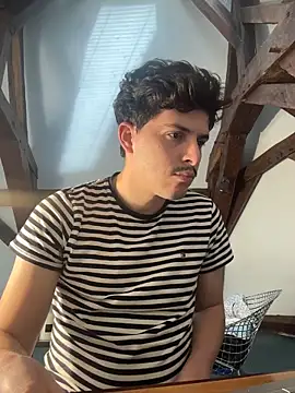 dock 75 online show from November 4, 1:34 pm