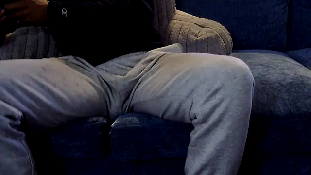 stressreliever94 online show from November 28, 6:10 pm