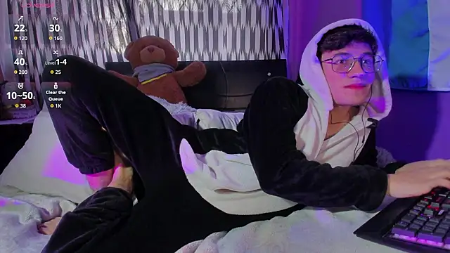 Lunarie  online show from March 13, 10:49 pm