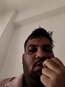 vinay smalldick online show from May 8, 2:45 am