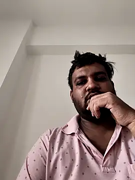vinay smalldick online show from June 12, 2:54 am