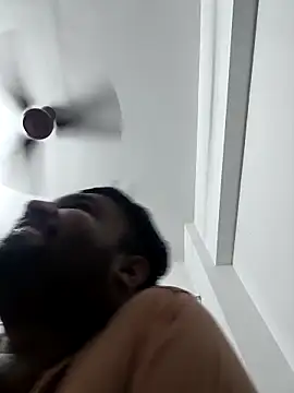 vinay smalldick online show from April 25, 1:36 pm