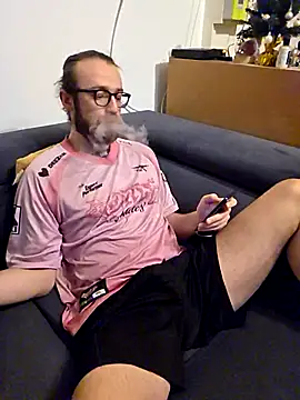 Loopertz online show from April 11, 10:02 pm