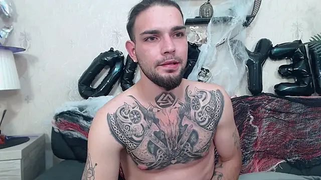 Snapshot of DanyelCarter chatting on October 19, 7:50 pm DanyelCarter online show from October 19, 7:50 pm