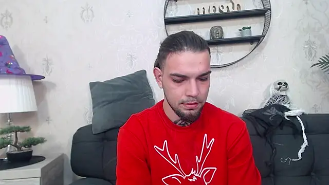 Snapshot of DanyelCarter chatting on October 15, 7:32 pm DanyelCarter online show from October 15, 7:32 pm