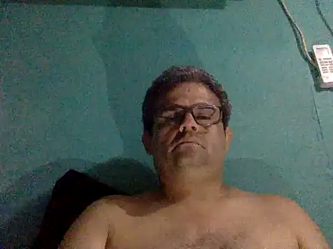 Snapshot of Katracho6969 chatting on October 14, 4:30 am Katracho6969 online show from October 14, 4:30 am