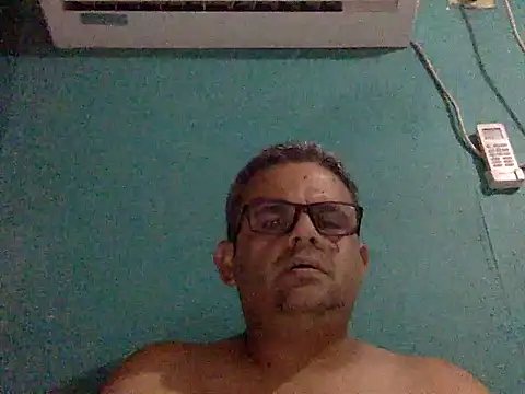 Snapshot of Katracho6969 chatting on November 1, 4:05 am Katracho6969 online show from November 1, 4:05 am