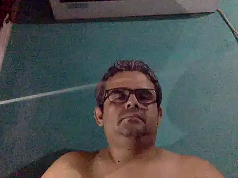 Snapshot of Katracho6969 chatting on October 25, 4:58 am Katracho6969 online show from October 25, 4:58 am