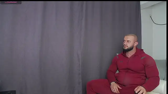 Snapshot of RickyMiami1 chatting on November 1, 5:39 pm RickyMiami1 online show from November 1, 5:39 pm