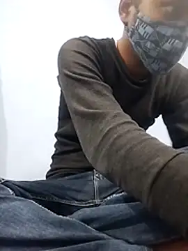 YourTarzan online show from December 15, 8:00 am