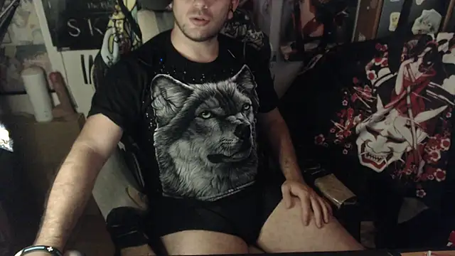 Snapshot of hornydemonguy chatting on September 19, 7:09 am hornydemonguy online show from September 19, 7:09 am