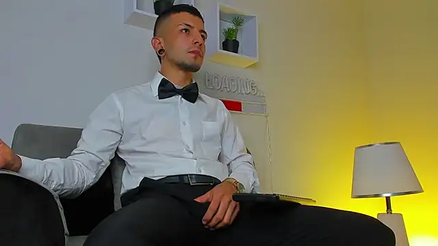 Tayler bennet  online show from September 13, 3:40 am