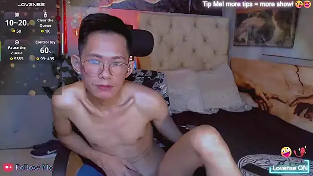 Snapshot of Skinny_CumLoader69 chatting on October 20, 7:07 pm Skinny CumLoader69 online show from October 20, 7:07 pm