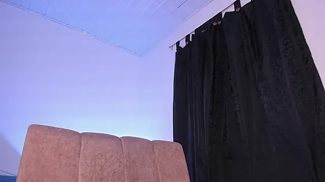 Snapshot of Cj_davis_ chatting on October 30, 12:57 am Cj davis online show from October 30, 12:57 am