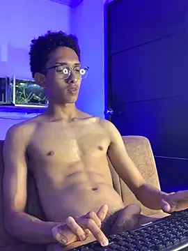 Snapshot of Cj_davis_ chatting on November 2, 2:16 am Cj davis online show from November 2, 2:16 am