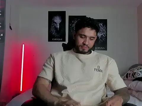 Snapshot of Austin_torres_ chatting on October 4, 3:44 am Austin torres online show from October 4, 3:44 am