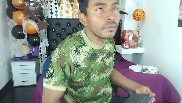 Snapshot of Adam_Morgan2 chatting on October 20, 2:21 pm Adam Morgan2 online show from October 20, 2:21 pm