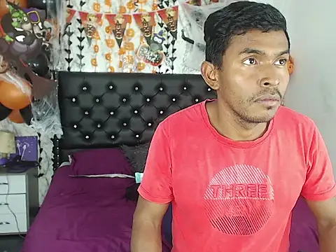 Snapshot of Adam_Morgan2 chatting on October 17, 5:22 am Adam Morgan2 online show from October 17, 5:22 am