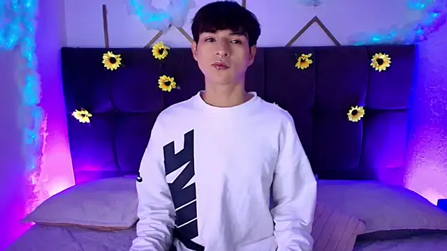 AleAurarashi online show from May 20, 12:23 pm