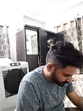 avi007p online show from March 26, 6:34 pm