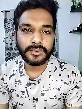 Snapshot of avi007p chatting on October 2, 7:29 pm avi007p online show from October 2, 7:29 pm