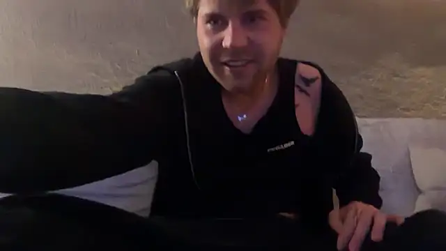 RioBlaze online show from March 12, 8:49 pm