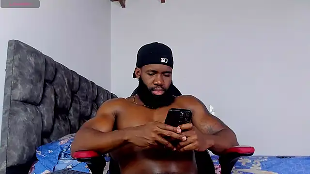 Snapshot of james_musclebbc chatting on September 12, 7:47 pm james musclebbc online show from September 12, 7:47 pm