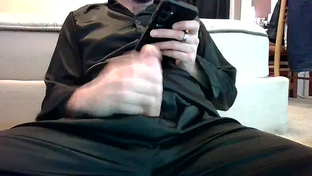 bigcockhornybiguy online show from October 26, 9:50 pm