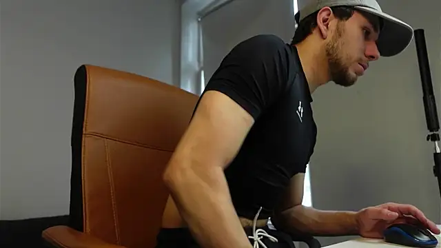 Ethan Fyre online show from September 13, 6:36 am