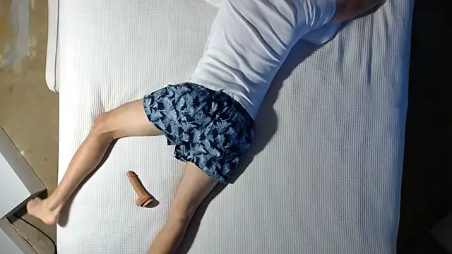 Just2Try online show from November 22, 4:39 pm