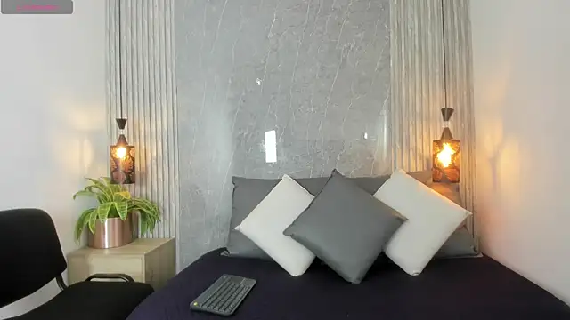 Dominic Taylor  online show from October 29, 3:31 am