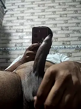 Snapshot of yournaughtysam chatting on October 2, 1:15 pm yournaughtysam online show from October 2, 1:15 pm