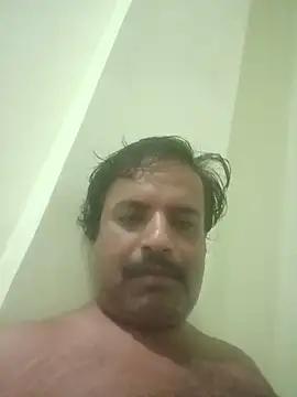 Snapshot of vardh033 chatting on September 28, 2:20 am vardh033 online show from September 28, 2:20 am