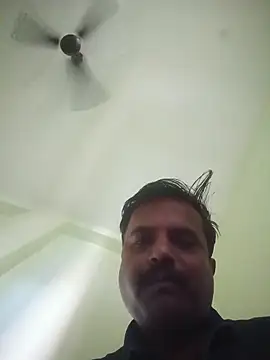 Snapshot of vardh033 chatting on October 10, 4:50 am vardh033 online show from October 10, 4:50 am