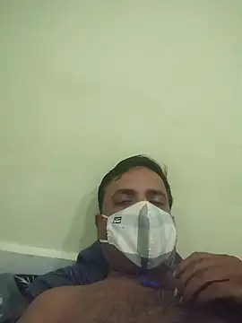 Snapshot of vardh033 chatting on October 6, 7:51 pm vardh033 online show from October 6, 7:51 pm