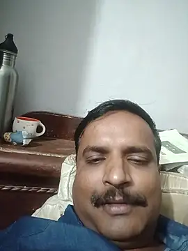 Snapshot of vardh033 chatting on October 2, 4:44 pm vardh033 online show from October 2, 4:44 pm
